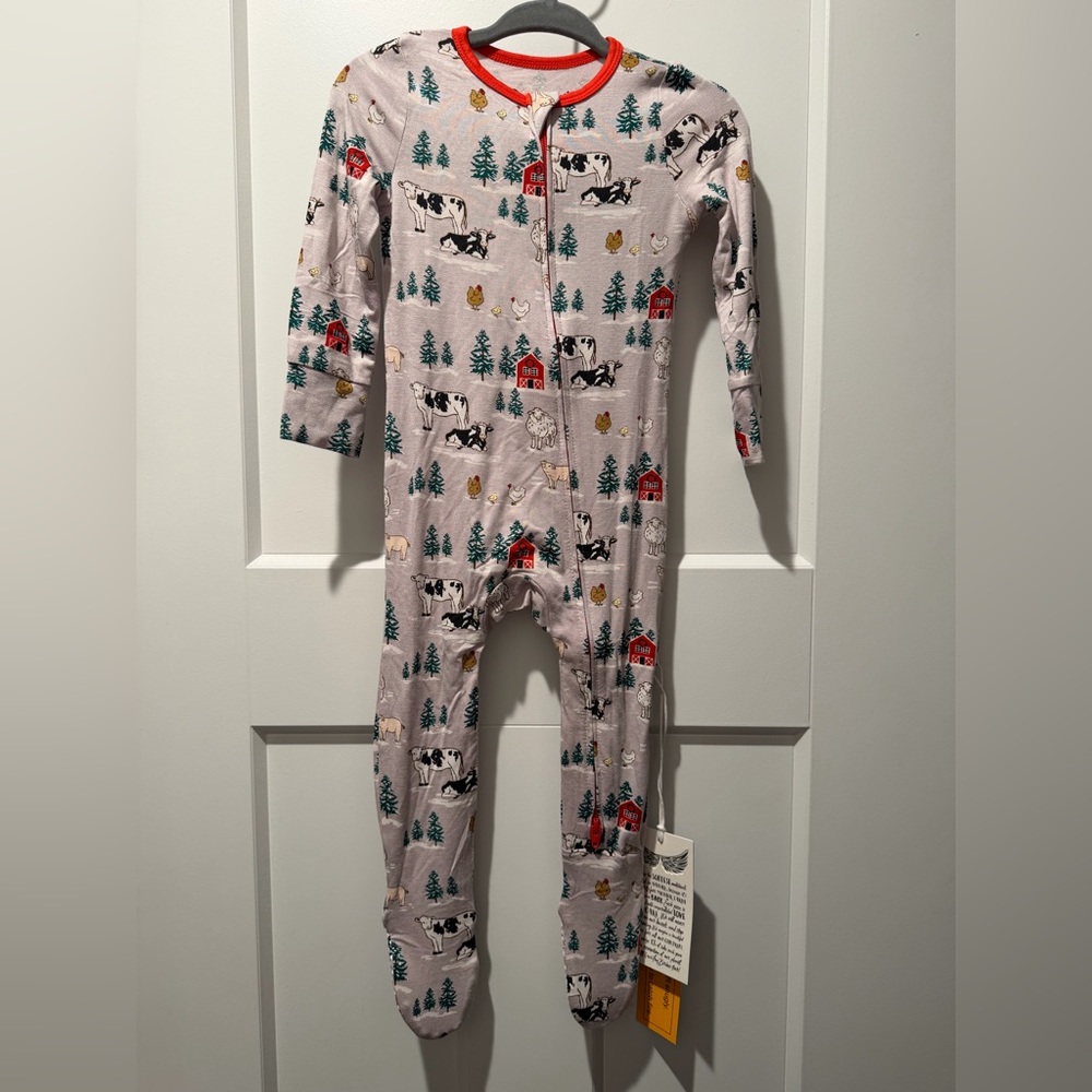 Free Birdees Winterscape Sleeper 6-12M NWT
